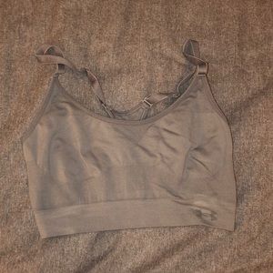 Under Armour sports bra medium